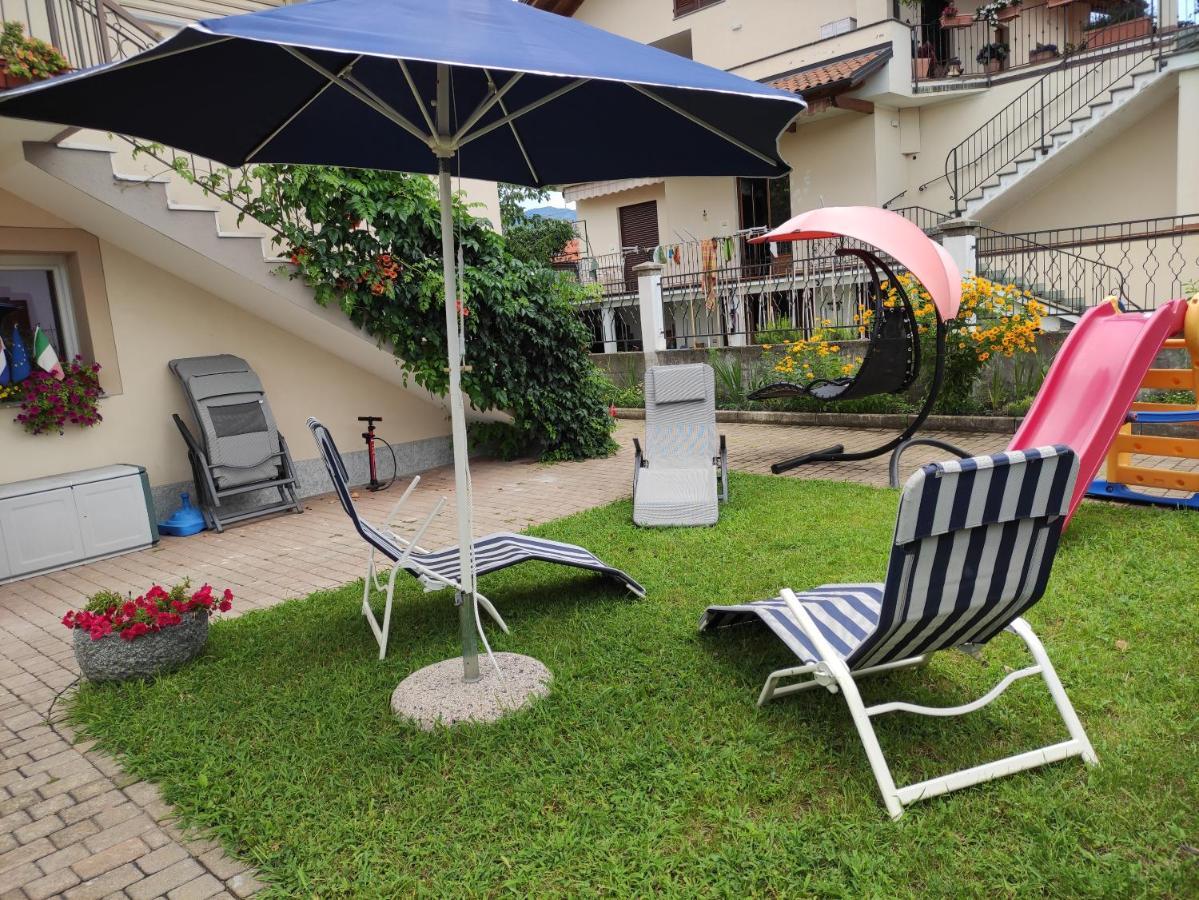 Il Nido Del Merlo Parcheggio E Giardino Verbania Luaran gambar